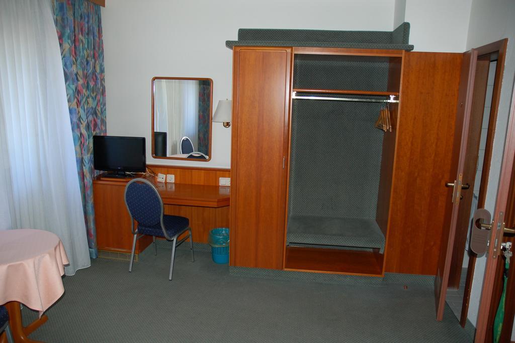 Hotel Kurfuerst Garni Germersheim Luaran gambar