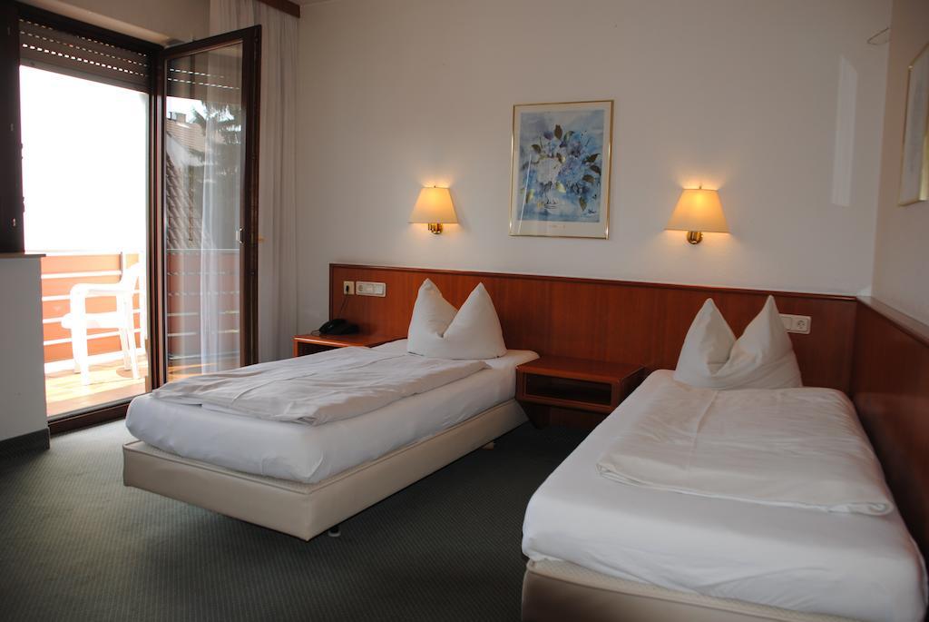 Hotel Kurfuerst Garni Germersheim Bilik gambar